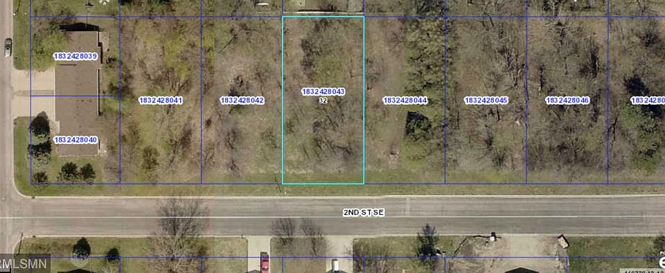 2nd image of 1014 2nd St SE