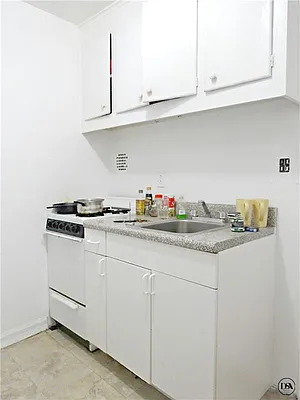 Rented by DSA Realty | media 24