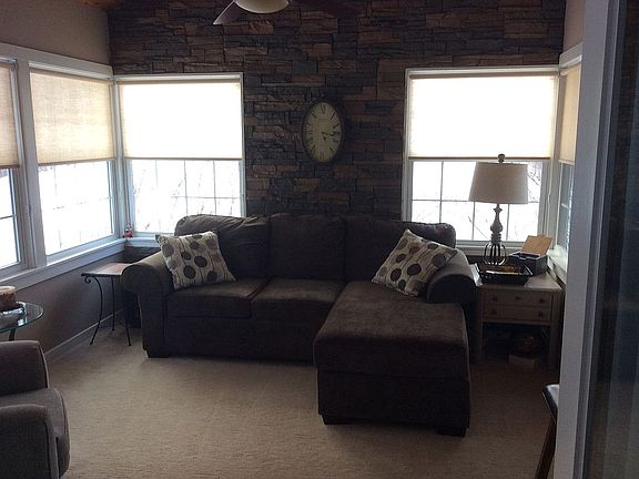 3rd image of 33030 Marie Ln
