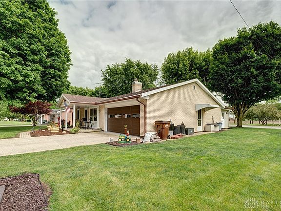 4th image of 405 Southbrook Dr