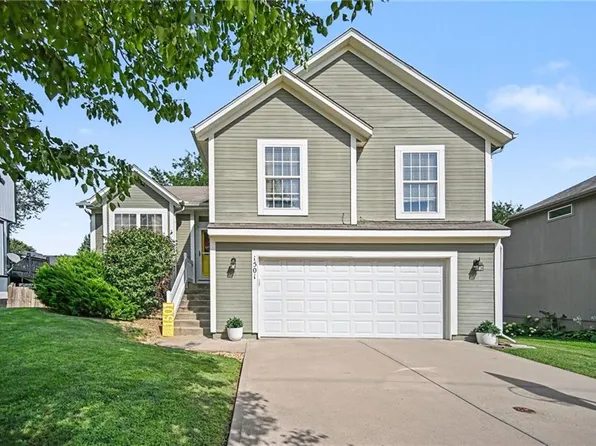 1501 Delaware Ridge Pl, Kansas City, KS 66109