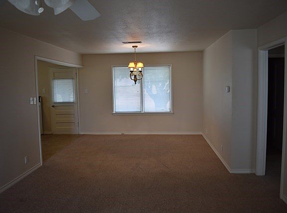 living/dining room
