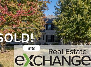 5203 Berkshire Ct, Bettendorf, IA 52722