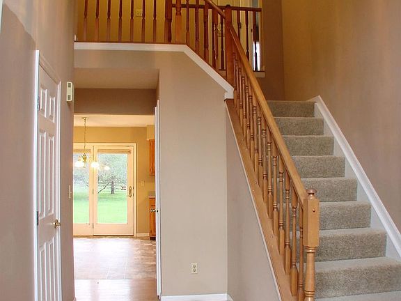 5th image of 4053 Crystal Creek Dr