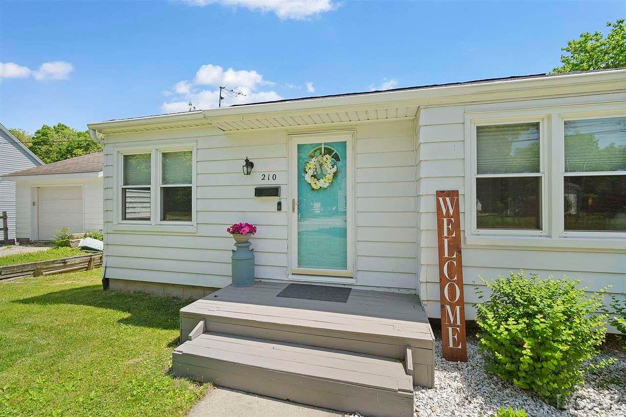 210 Greenly St, Adrian, MI 49221 Zillow