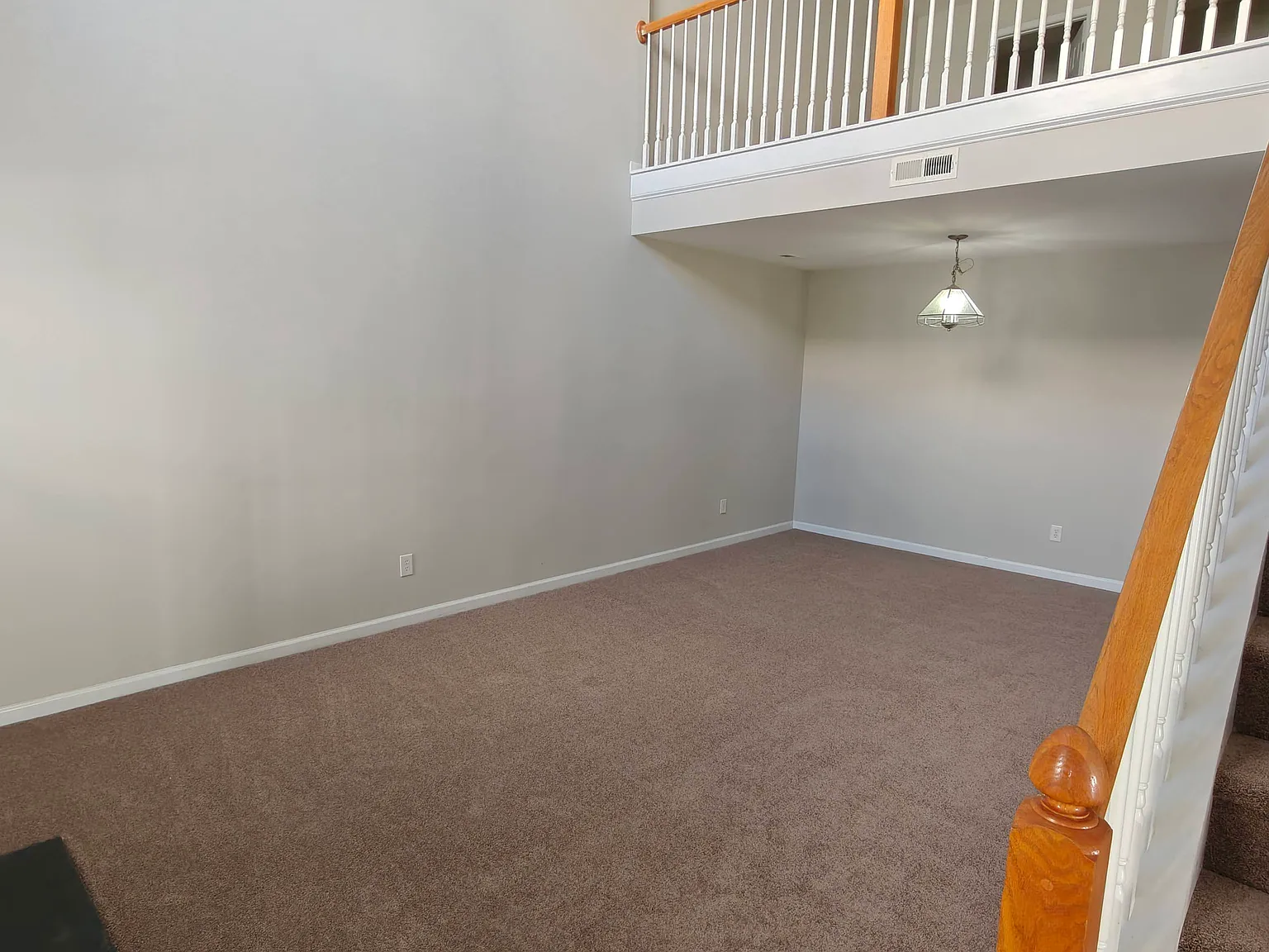 3 bed, 2.5 bath, 1894 sqft, $1,795 — Photo 3
