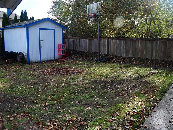 4th image of 14411 4th Avenue Ct E
