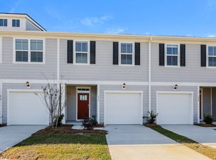 670 Trotters Ln, Moncks Corner, SC 29461