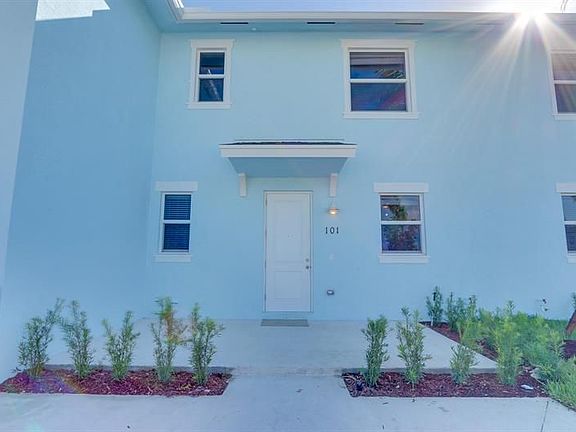 3rd image of 203 Osprey Cir #216