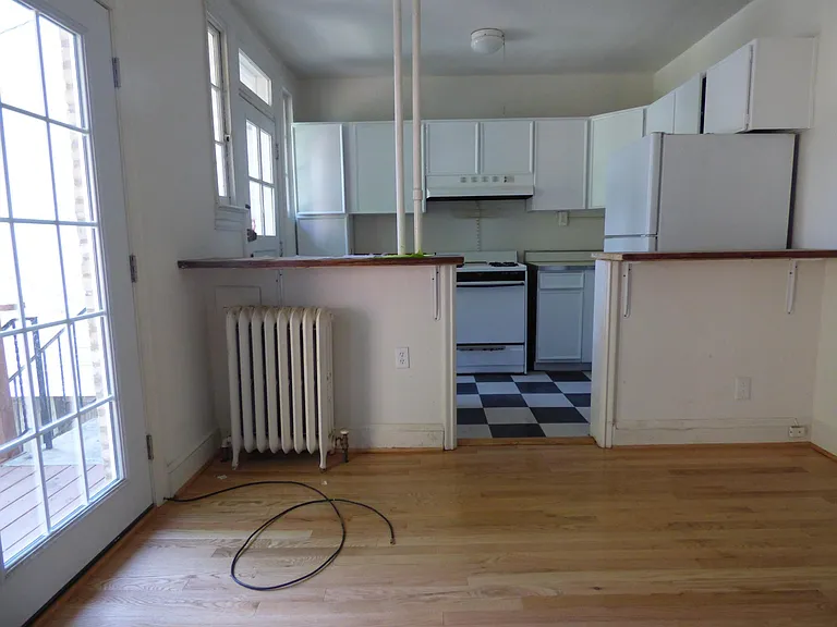 3625 S St NW — Photo 4