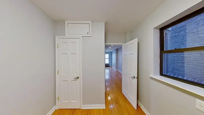 Rented by Compass | media 13