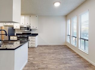 915 Lakeside Dr #50-8, Red Bluff, CA 96080