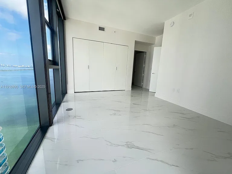 700 NE 24th St #3501 — Photo 19