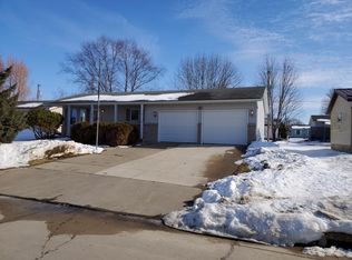 1314 Sesame Dr, Tama, IA 52339
