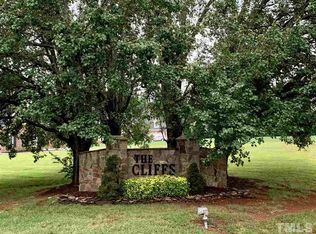 41 Cliff View Dr, Graham, NC 27253