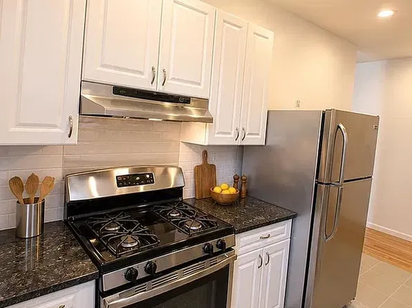 422 61st Street image 1 of 8