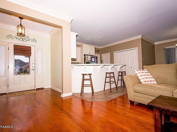 2nd image of 132 Wild Rose Ln