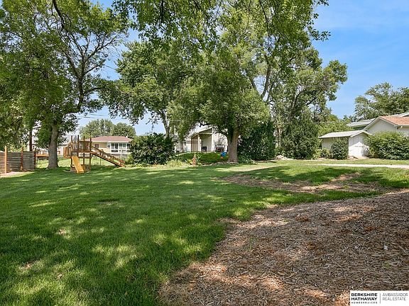 4th image of 4488 Shady Lane Cir