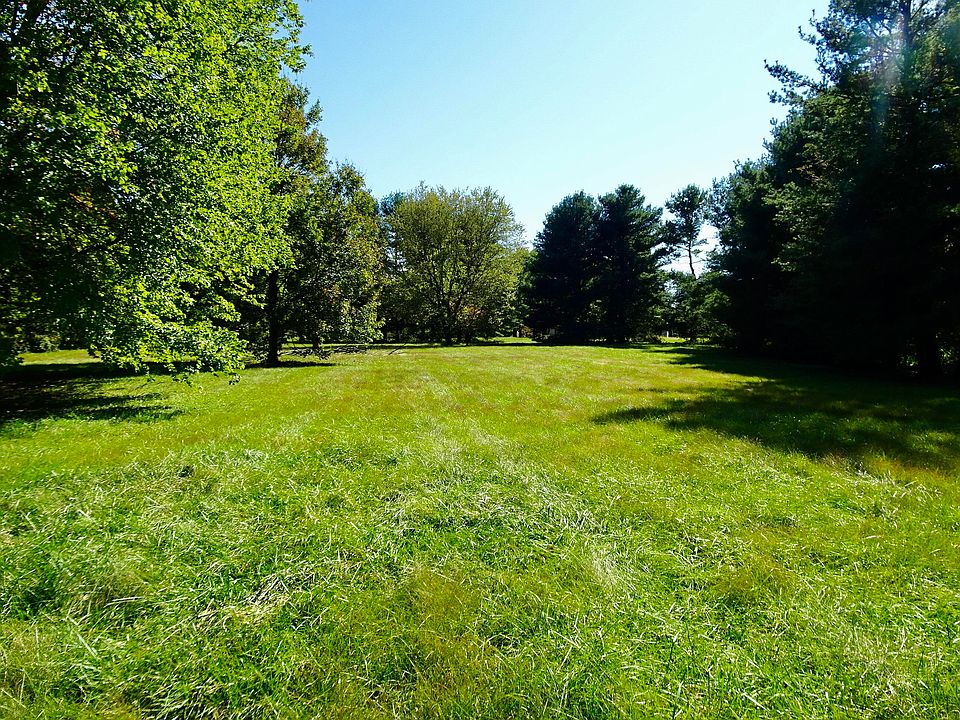 2nd image of 304 Brannon Rd