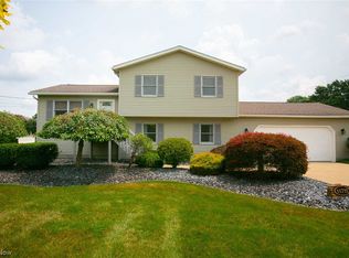 14711 Hatfield Rd W, Rittman, OH 44270