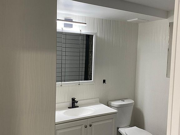 3rd image of 2336 Bergen Ave