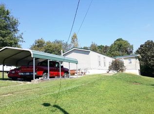 124 Hilltop Ln, Decatur, TN 37322