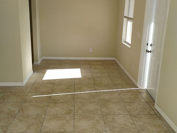 4th image of 5802 S Hubert Ave