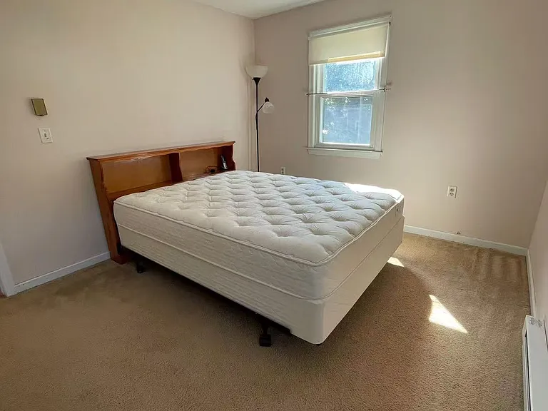37 Hoppin Hill Ave — Photo 14