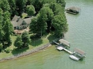 916 Somerset Cove Rd, Union Hall, VA 24176