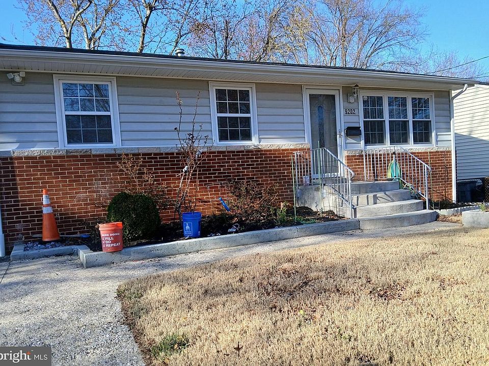 1st image of 9202 6th St