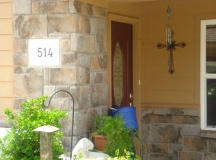 514 E Greenbriar Cir, Stillwater, OK 74075