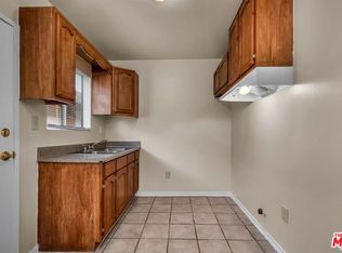 171 W 47th Pl #1/2, Los Angeles, CA 90037