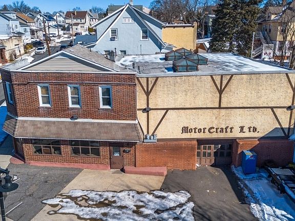 2nd image of 307 Paterson Ave #307