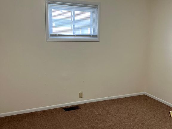 5th image of 115 Elliott St
