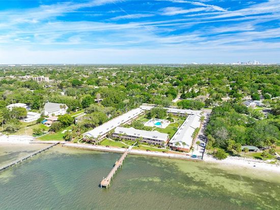 650 Pinellas Point Dr S APT 128, Saint Petersburg, FL 33705