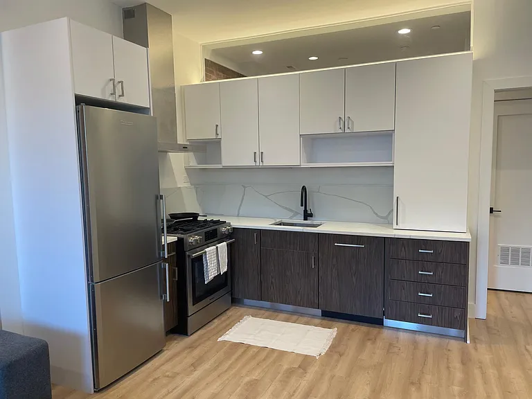 1435 Clifton St NW #3 — Photo 4