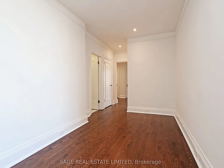 150 Balmoral Ave #304 — Photo 35