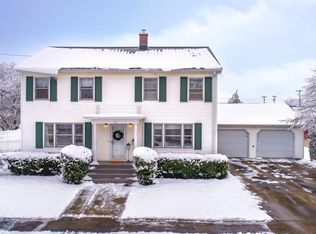113 S Menard St, Metamora, IL 61548