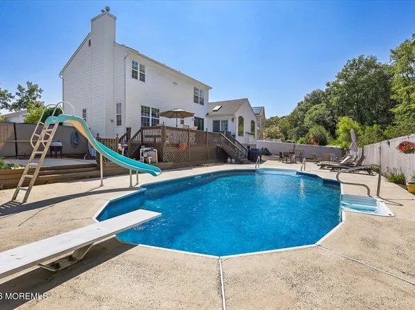 48 Diamond Lane, Howell, NJ 07731