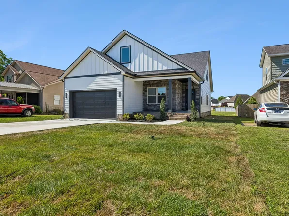 8524 Blanche Rd, Ooltewah, TN 37363