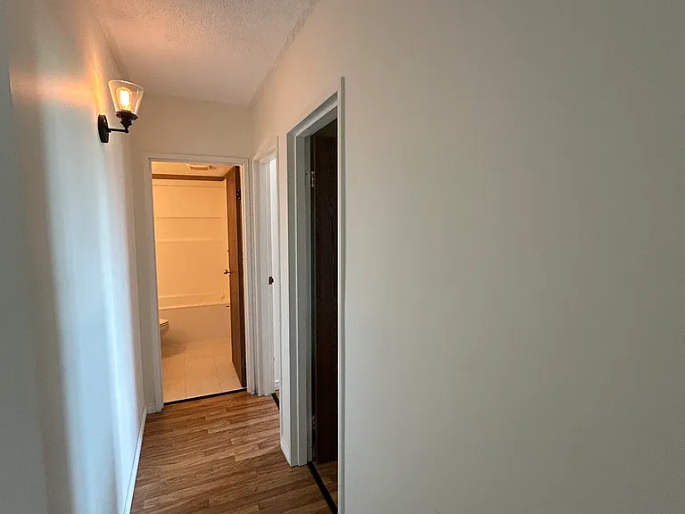 423 Tait Ct — Photo 9