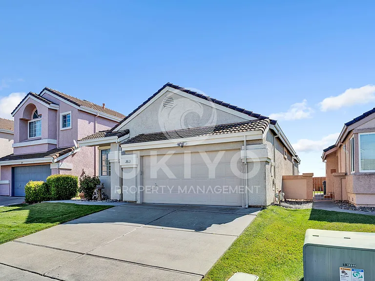 265 Potrero St — Photo 31