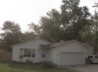 1106 Meadowlawn Dr, Pontiac, MI 48340