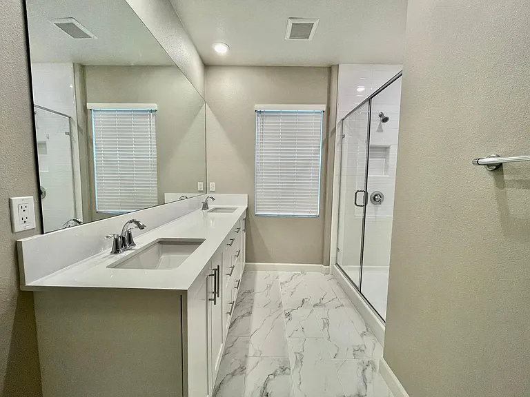 11002 Logan Way — Photo 12