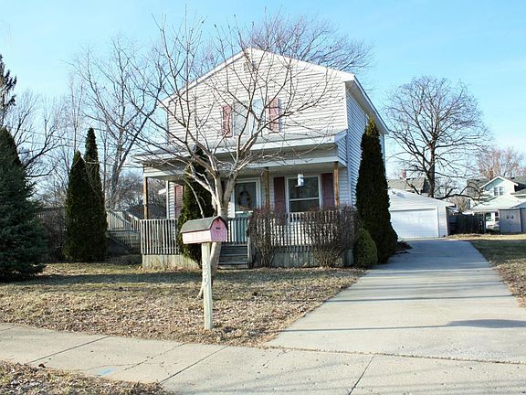 3rd image of 359 Burt St SE