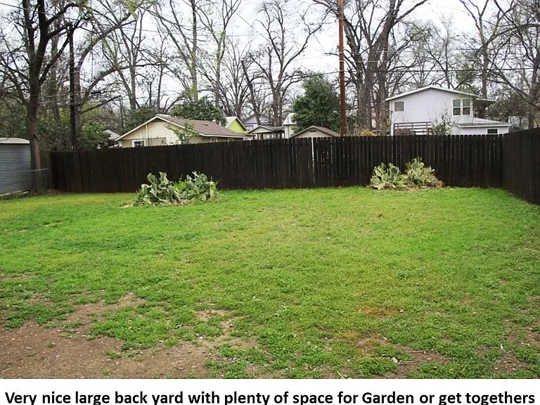 1606 Holly St — Photo 20