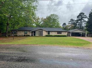 202 Piney Loop, Marshall, TX 75672
