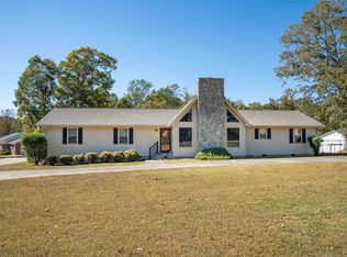 250 Garden Lakes Dr, Blacksburg, SC 29702