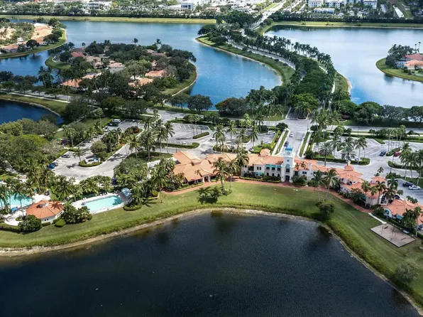 2729 Muskegon Way, West Palm Beach, FL 33411