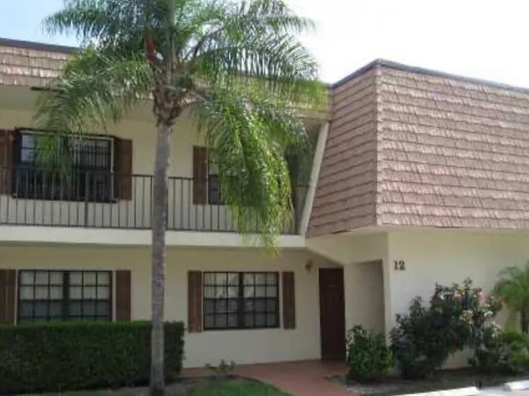 4259 Oak Terrace Dr, Greenacres, FL 33463